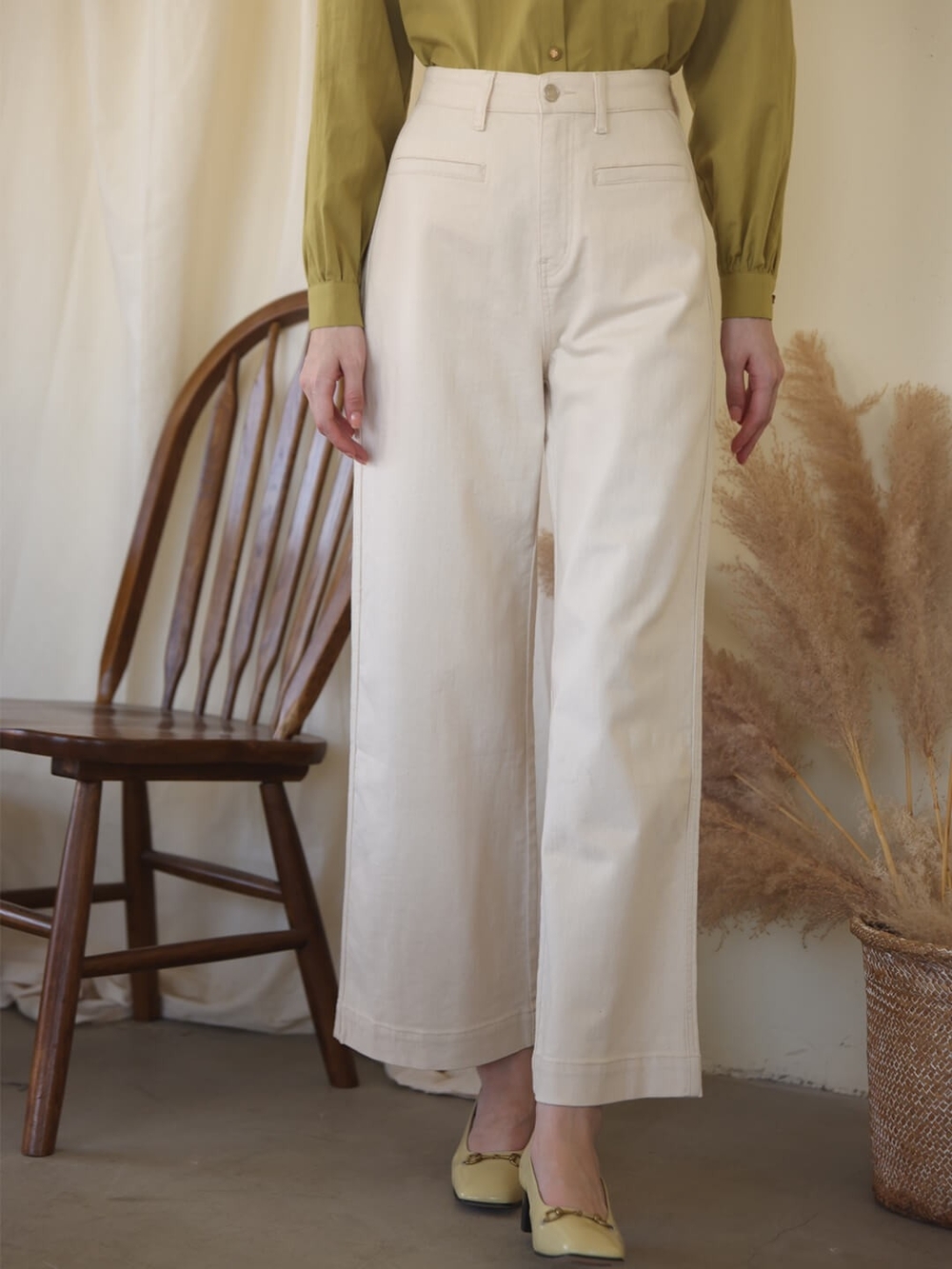 Simple Retro Felicia Vintage Inspired White Straight Jeans